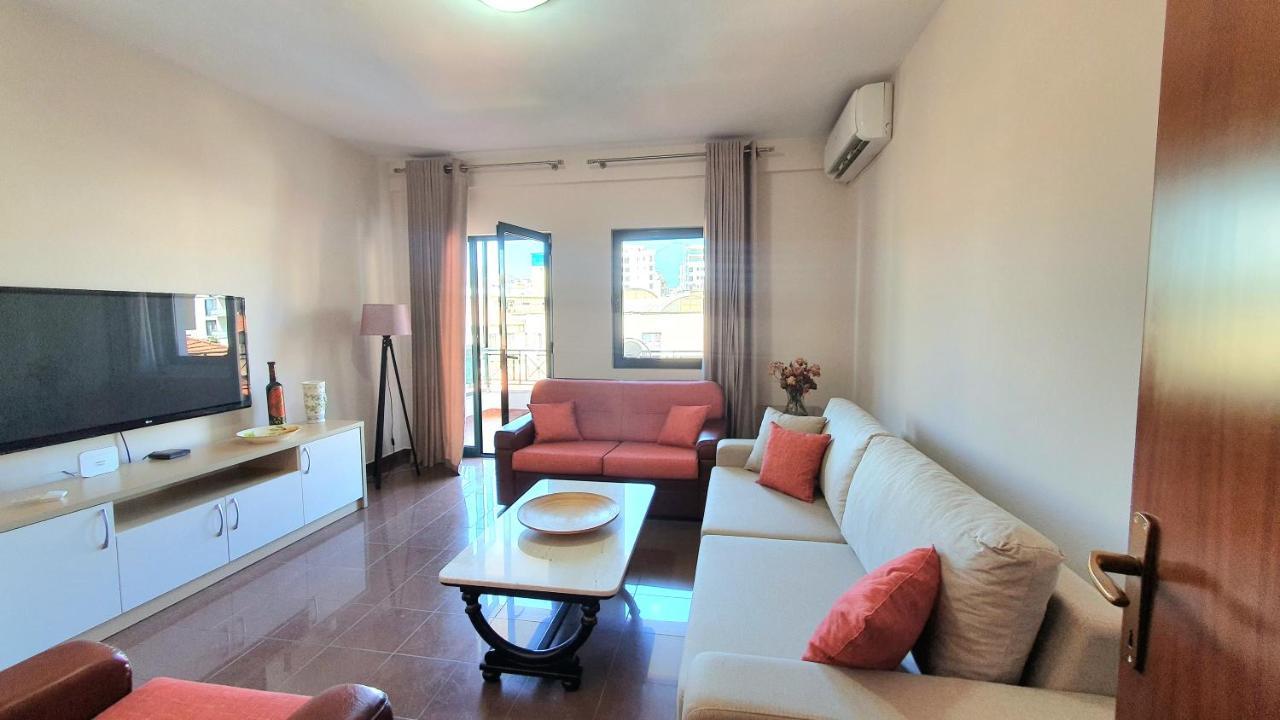Star Apartment Tirana Exterior foto