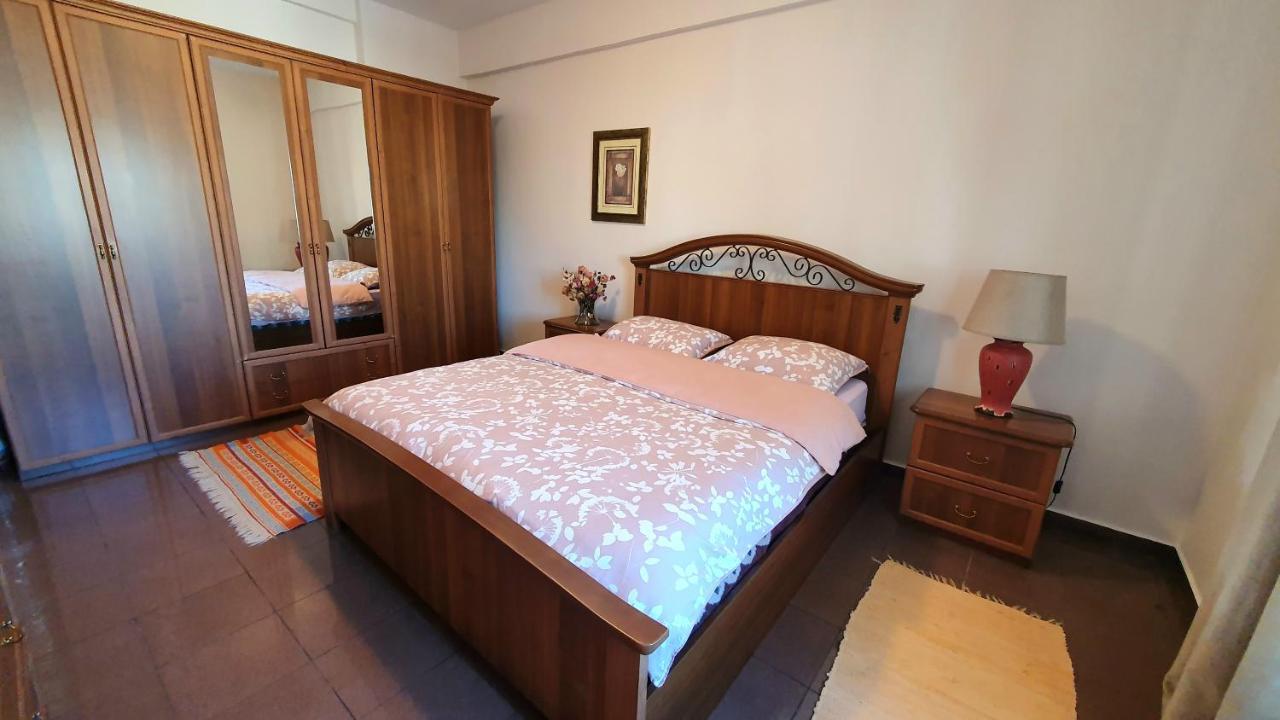 Star Apartment Tirana Exterior foto