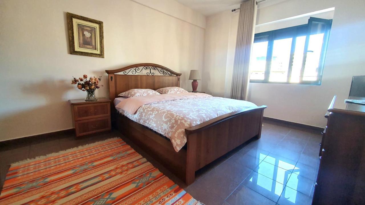 Star Apartment Tirana Exterior foto