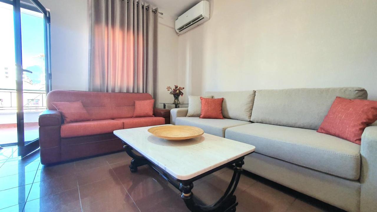 Star Apartment Tirana Exterior foto